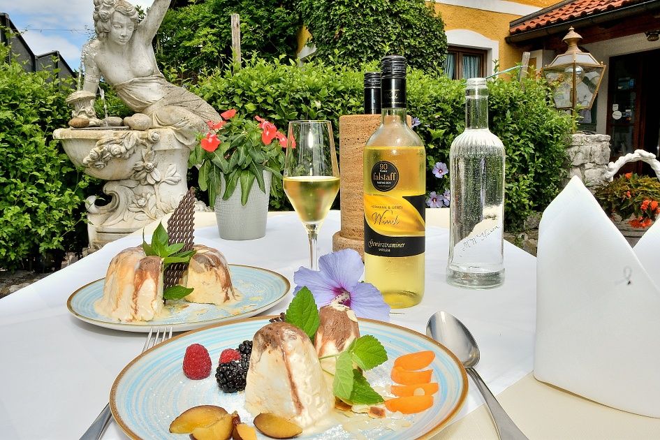 Gasthof Hotel Hohlwegwirt, Hallein Taxach, Marmoreisgugelhupf