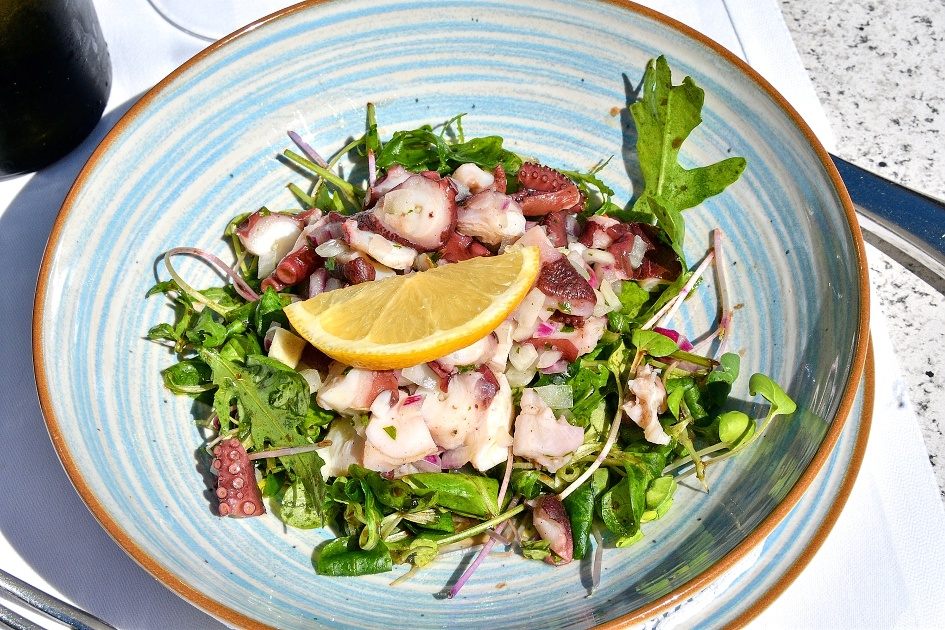 Gasthof Hotel Hohlwegwirt, Hallein Taxach, September Istrien zu Gast: Oktopussalat La Vela